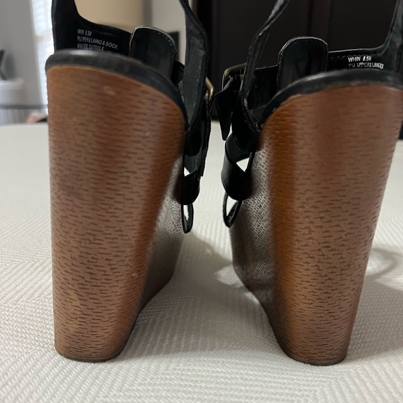 Steve Madden wedges - Picture 2 of 5